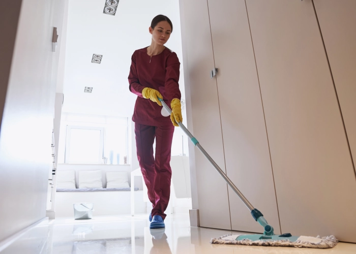 Schoonmaak van gemeenschappelijke ruimtes van gebouwen in Espierres 8587